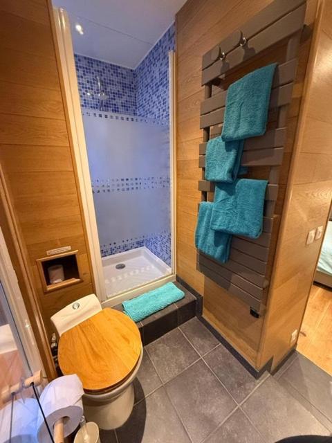 Highly Recommended Steps From The Appartement